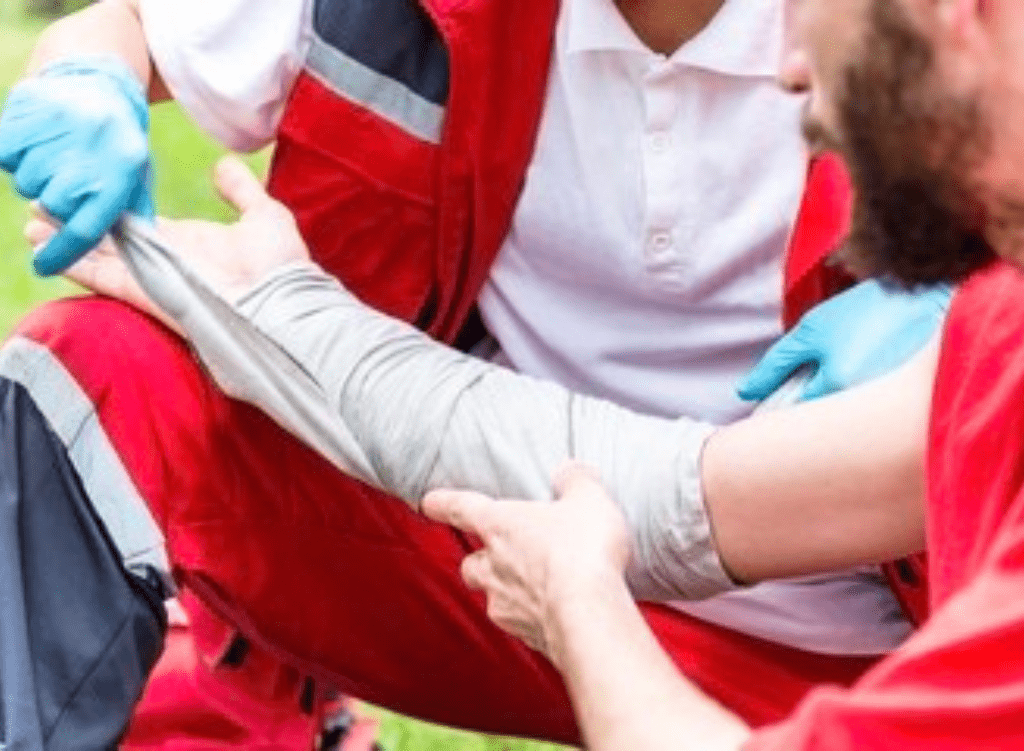 腕の怪我の対応